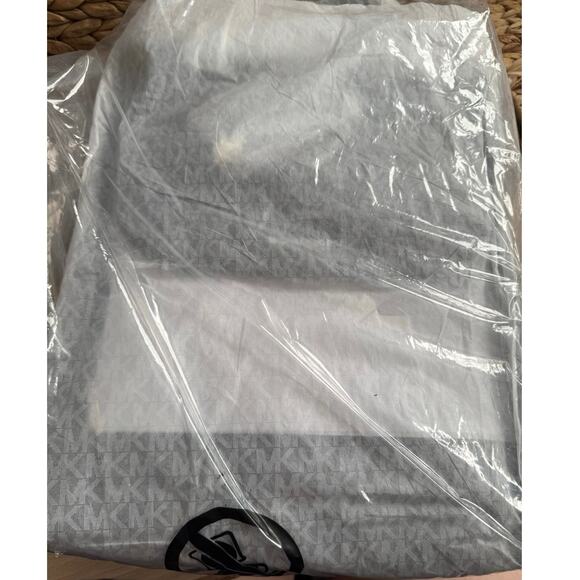 Michael Michael Kors Penny commuter backpack in black NWT! - Picture 5 of 14